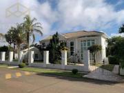 Casa com 4 dormitórios à venda, 530 m² por R$...