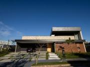 Casa com 4 dormitórios à venda, 530 m² por R$...