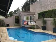 Casa com 4 dormitórios à venda, 530 m² por R$...