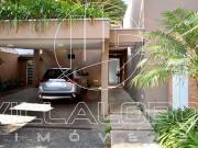 Casa com 4 dormitórios à venda, 533 m² por R$...