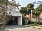 Casa com 4 dormitórios à venda, 540 m² por R$...