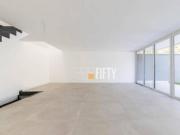 Casa com 4 dormitórios à venda, 541 m²