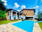 Casa com 4 dormitórios à venda, 542 m² por R$...