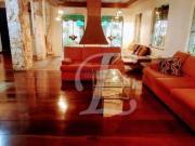 Casa com 4 dormitórios à venda, 546 m² por R$...
