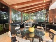 Casa com 4 dormitórios à venda, 547 m² por R$...