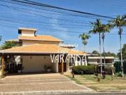 Casa com 4 dormitórios à venda, 549 m² por R$...