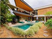 Casa com 4 dormitórios à venda, 550 m² por R$...