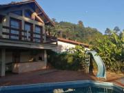 Casa com 4 dormitórios à venda, 550 m² por R$...