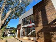 Casa com 4 dormitórios à venda, 550 m² por R$...