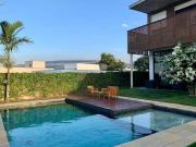 Casa com 4 dormitórios à venda, 562 m² por R$...