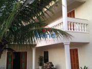 Casa com 4 dormitórios à venda, 580 m² por R$...