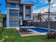 Casa com 4 dormitórios à venda, 580 m² por R$...