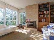 Casa com 4 dormitórios à venda, 593 m² por R$...