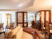 Casa com 4 dormitórios à venda, 600 m² por R$...