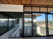 Casa com 4 dormitórios à venda, 600 m² por R$...