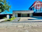 Casa com 4 dormitórios à venda, 600 m² por R$...