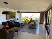 Casa com 4 dormitórios à venda, 604 m² por R$...