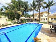 Casa com 4 dormitórios à venda, 651 m² por R$...