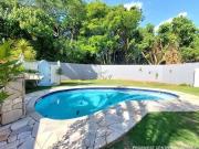 Casa com 4 dormitórios à venda, 680 m² por R$...