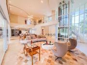 Casa com 4 dormitórios à venda, 686 m² por R$...