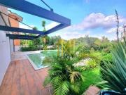 Casa com 4 dormitórios à venda, 690 m² por R$...