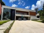 Casa com 4 dormitórios à venda, 705 m² por R$...
