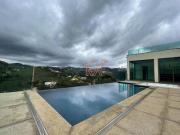 Casa com 4 dormitórios à venda, 710 m² por R$...