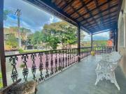 Casa com 4 dormitórios à venda, 720 m² por R$...