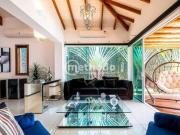 Casa com 4 dormitórios à venda, 724 m² por R$...