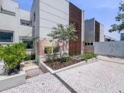 Casa com 4 dormitórios à venda, 770 m² por R$...