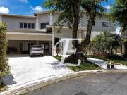 Casa com 4 dormitórios à venda, 790 m² por R$...