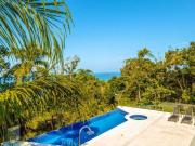 Casa com 4 dormitórios à venda, 799 m² por R$...