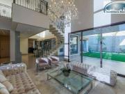 Casa com 4 dormitórios à venda, 800 m² por R$...