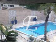 Casa com 4 dormitórios à venda, 800 m² por R$...