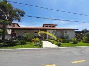 Casa com 4 dormitórios à venda, 818 m² por R$...