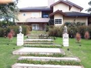 Casa com 4 dormitórios à venda, 892 m² por R$...