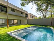 Casa com 4 dormitórios à venda, 935 m² por R$...