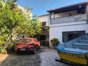 Casa com 4 dormitórios à venda, 93 m² por R$ 420.000...