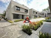 Casa com 4 dormitórios à venda, 944 m² por R$...