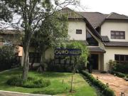 Casa com 4 dormitórios à venda, 950 m² por R$...