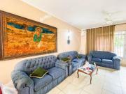 Casa com 4 dormitórios à venda em Interlagos