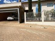 Casa com 4 dormitórios à venda por R$ 1.400.000 Setor...