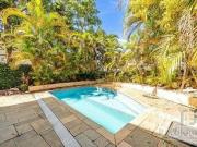 Casa com 4 dormitórios à venda por R$ 3.600.000 Alpha...