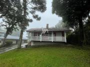 CASA COM 4 DORMITÓRIOS EM BAIRRO NOBRE DE GRAMADO