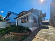 Casa com 4 dormitórios em Canoas