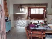 Casa com 4 dormitórios em Canoas