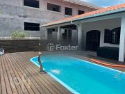 Casa com 4 dormitórios em Palhoça