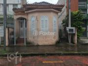 Casa com 4 dormitórios em Porto Alegre