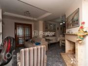 Casa com 4 dormitórios em Porto Alegre