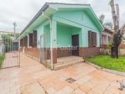 Casa com 4 dormitórios em Porto Alegre